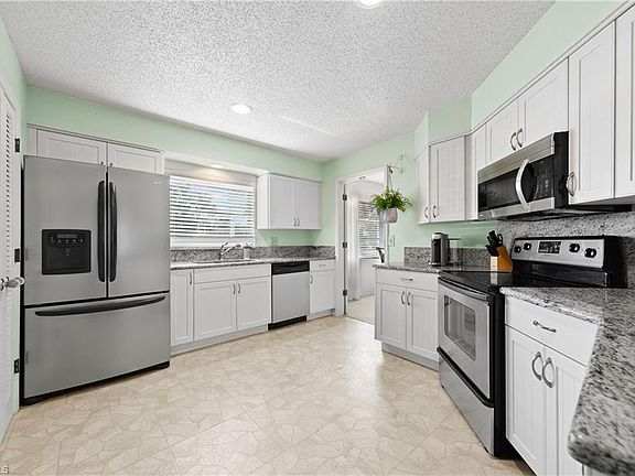 2nd image of 12090 McGregor Blvd