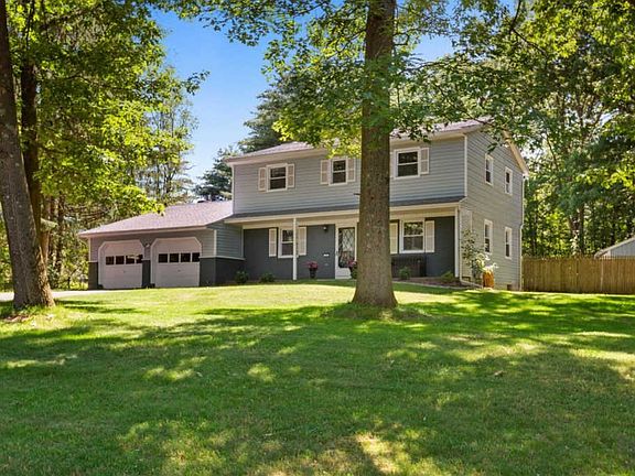 2nd image of 4 Brookline Dr