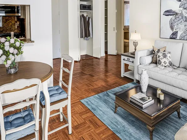 350 East 79th Street image 3 of 9