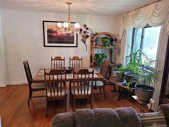5th image of 1135 Cornell Dr