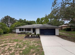 12620 Bay Hill Dr, Grand Island, FL 32735