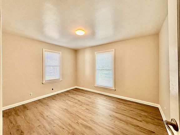5th image of 3134 W Tower Ave