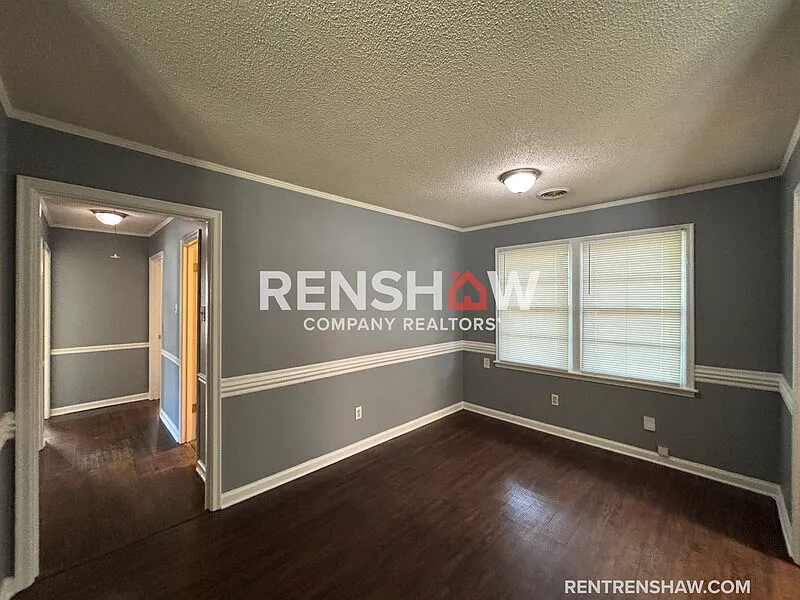 3 bed, 1.0 bath, 1034 sqft, $1,250 — Photo 4