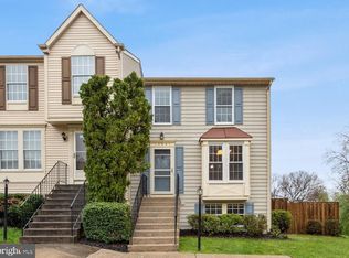 13941 Winding Ridge Ln, Centreville, VA 20121