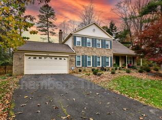 1218 Delta Glen Ct, Vienna, VA 22182
