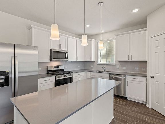 Eat-In Kitchen Island