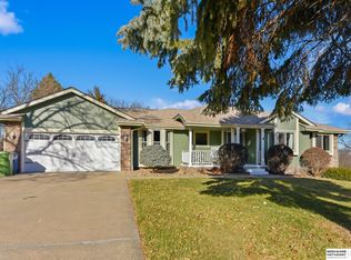 2504 Century Rd, Bellevue, NE 68123