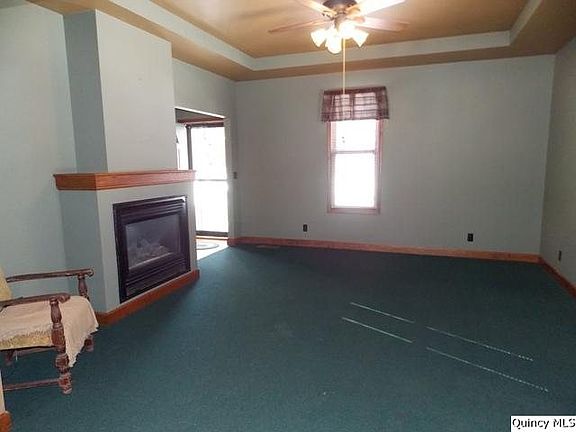 Home for Sale in Quincy, IL $90,000