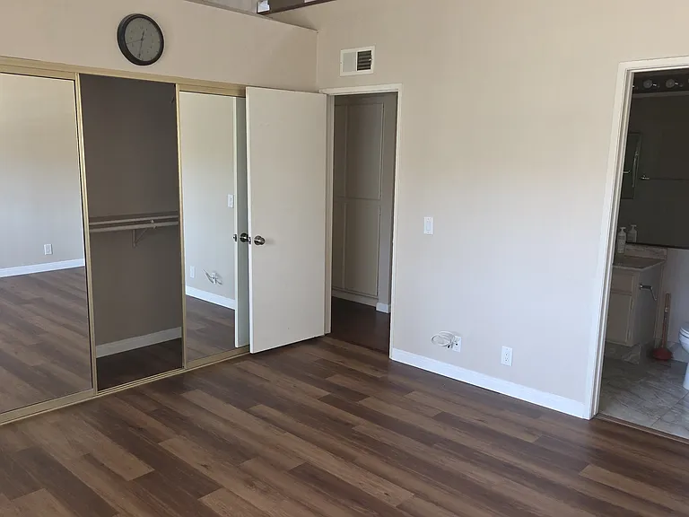 116 Chapel Ave — Photo 26