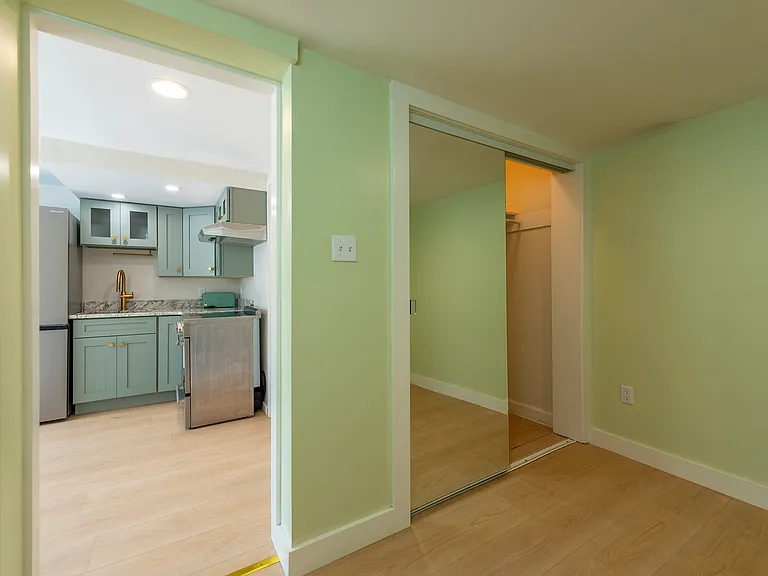 279 Kimberly Ave #7 — Photo 19