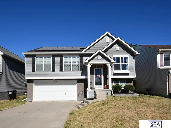 19354 V St, Omaha, NE 68135