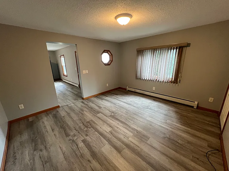 13 Liberty St #11 — Photo 4
