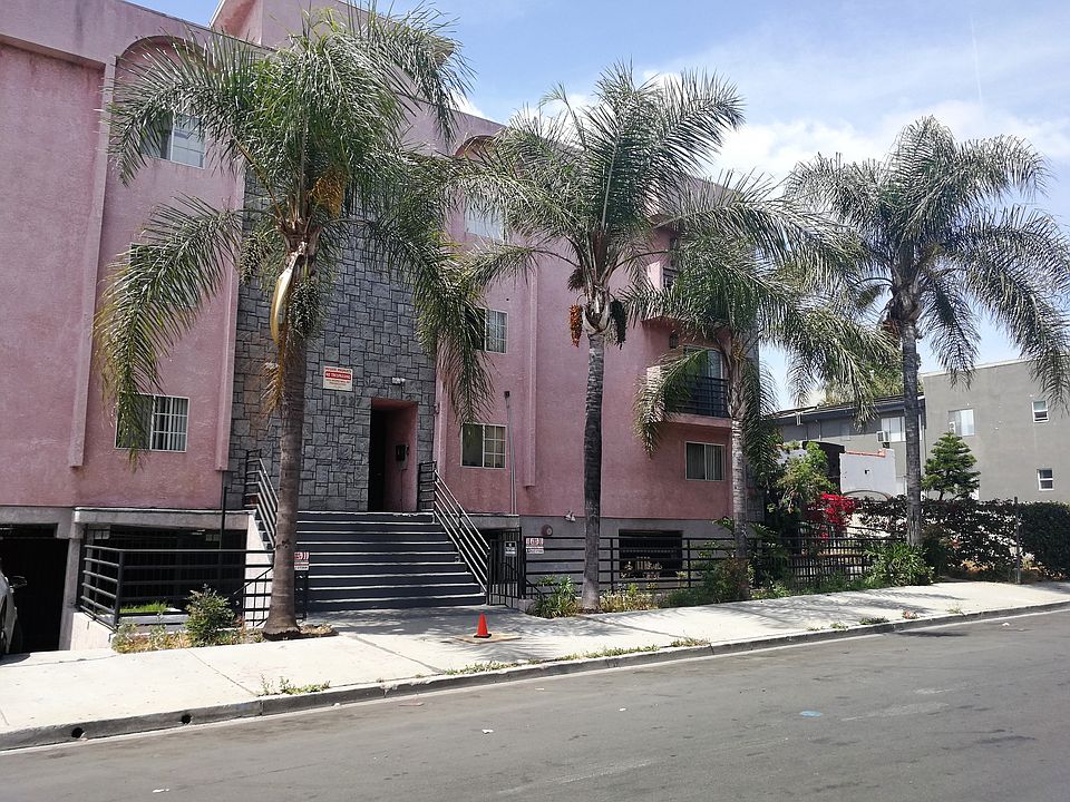 1st image of 1227 N Orange Dr