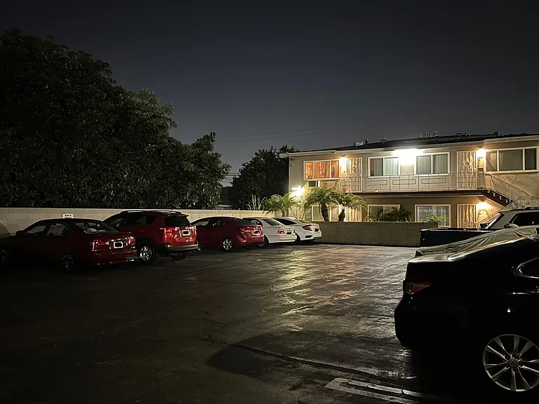 Heather Apartments — Photo 12