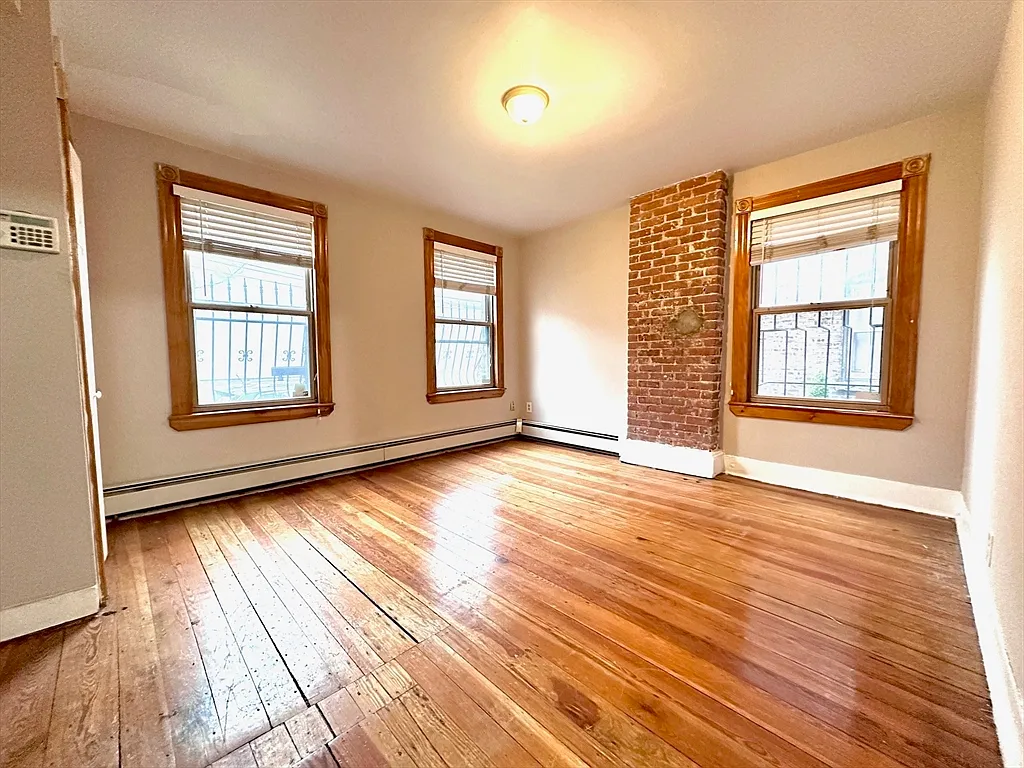 Building Photo - 22 Pompeii St #1