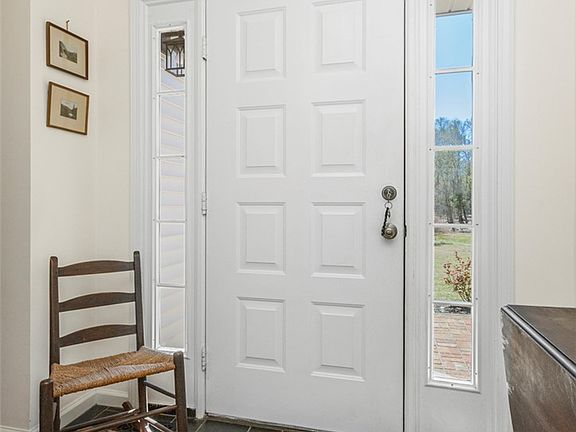 3rd image of 108 Pearman Dr