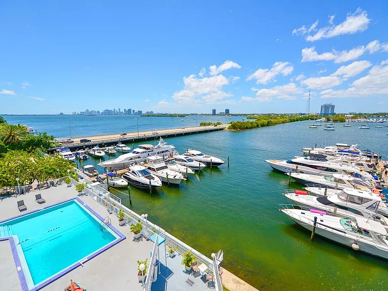 7904 West Dr #3-ID1022625P — Photo 10