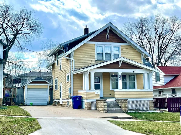 408 Dakota St, Red Wing, MN 55066