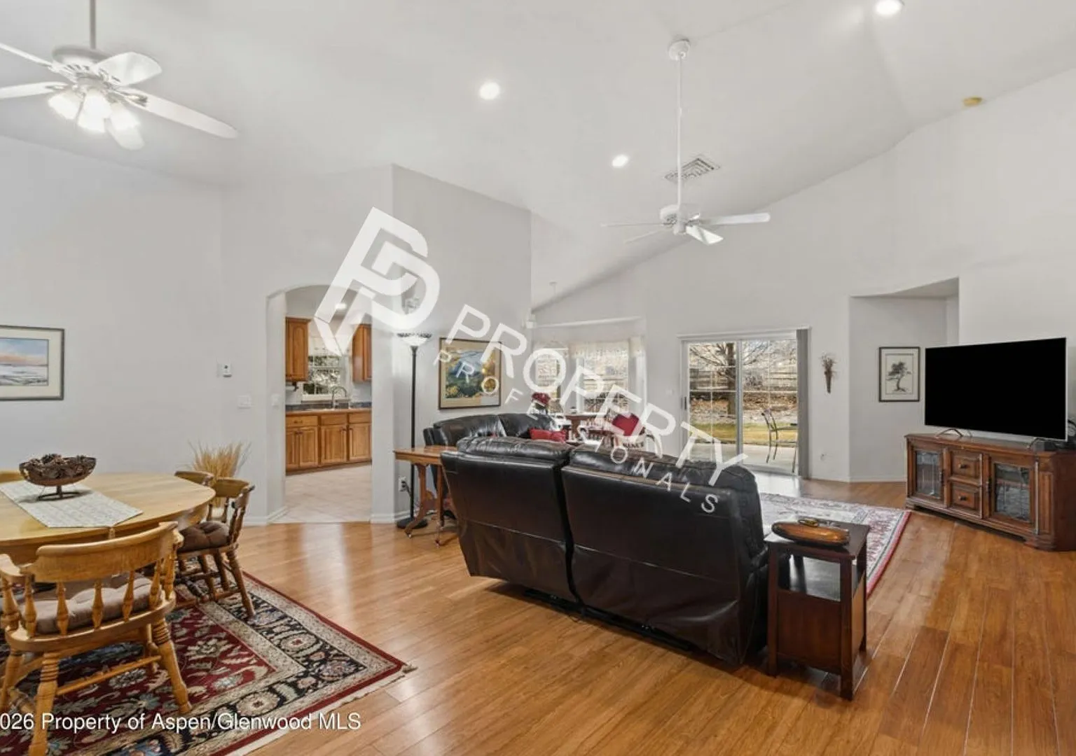 Beautiful 4 Bedroom Home for Rent in Battlement Mesa — Photo 4