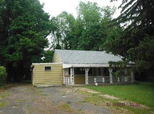 71 Theresa St, Ewing, NJ 08618
