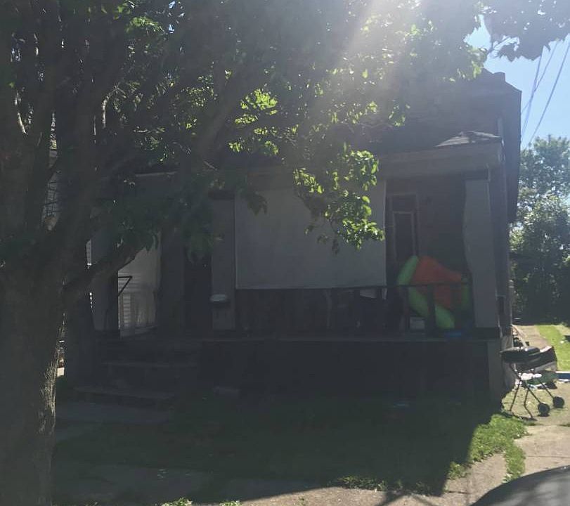 1st image of 129 Schutrum St