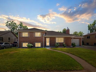 1048 Kramer Ct, Aurora, CO, 80010