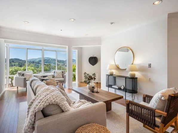 100 Thorndale Drive #122, San Rafael, CA 94903