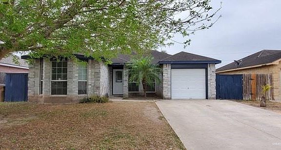 2nd image of 2822 Diedorf Dr