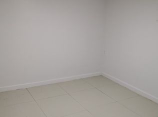 65 Narrows Rd N #1, Staten Island, NY 10305