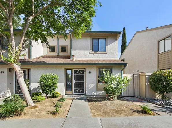 2128 Bueno Dr APT 30, Davis, CA 95616