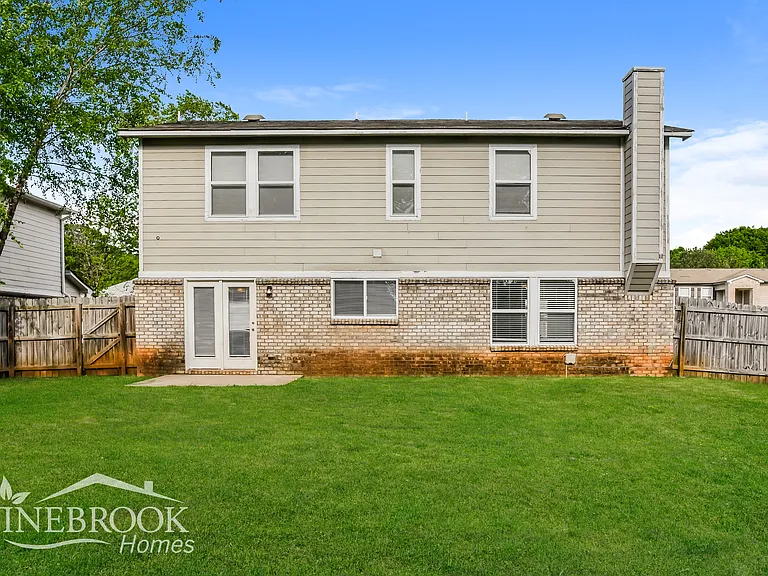 400 Jasmine Dr — Photo 14