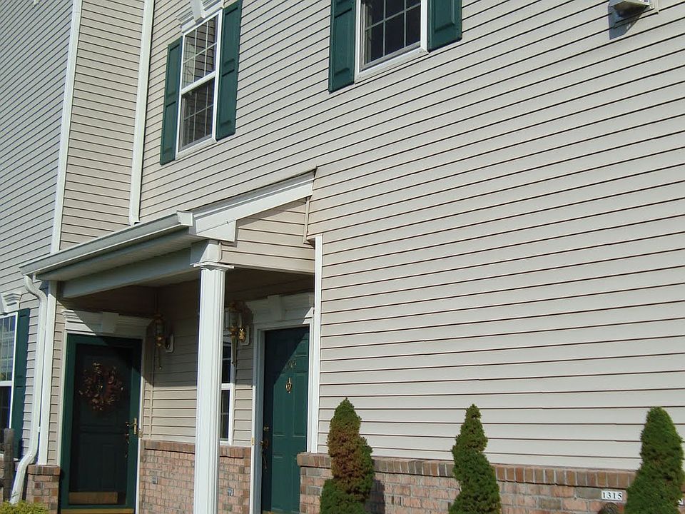 1st image of 1315 Balsam Dr