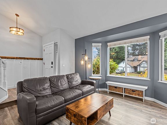 2nd image of 10904 203rd Street E