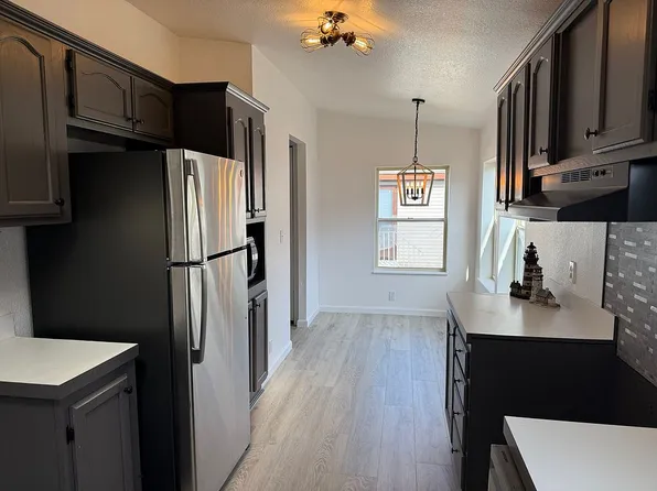 11901 Aralia Ct, Shelby Township, MI 48315