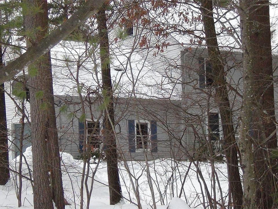 2nd image of 23 Pinecrest Dr