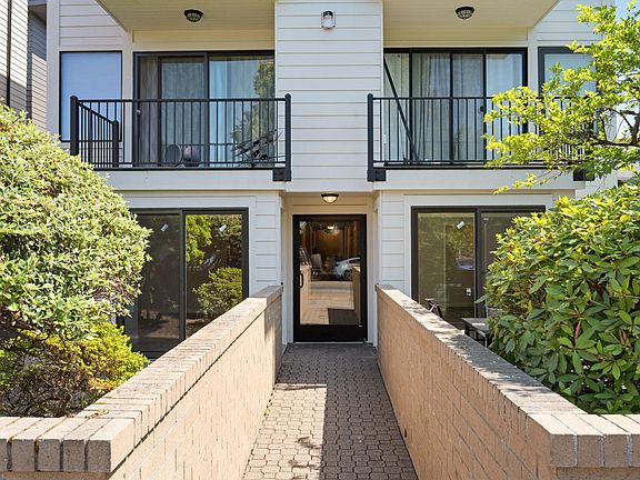 Walkway to the commercial entrance.