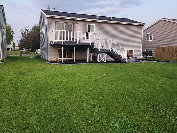 2nd image of 3131 32nd St S