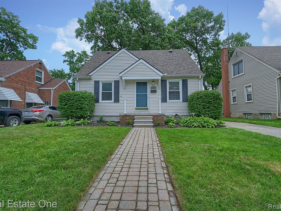 1st image of 626 Flowerdale St