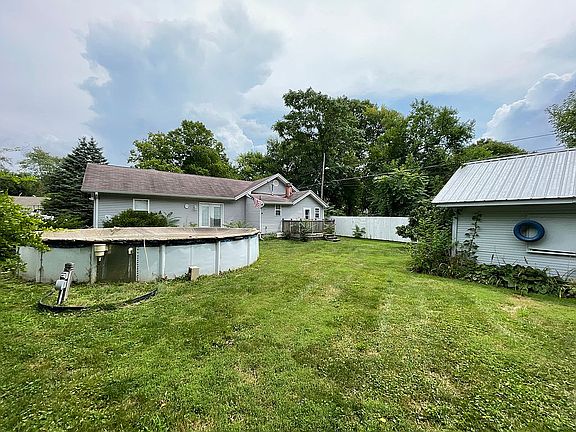 2nd image of 4612 Vernon Ave