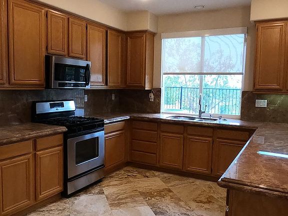 4th image of 336 Plaza Los Osos