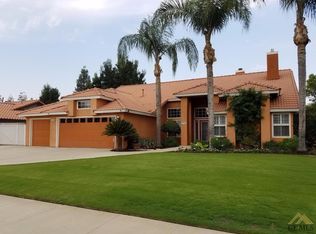 15510 Clarisse St, Bakersfield, CA 93314