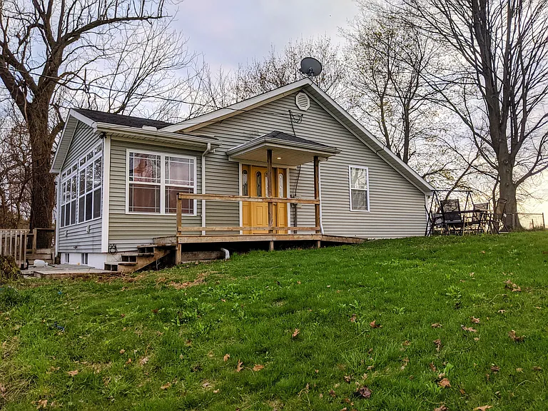 67354 Oil City Rd — Photo 16