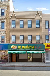678 Manhattan Avenue in Greenpoint
