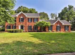 2709 Joyceridge Dr, Chesterfield, MO 63017