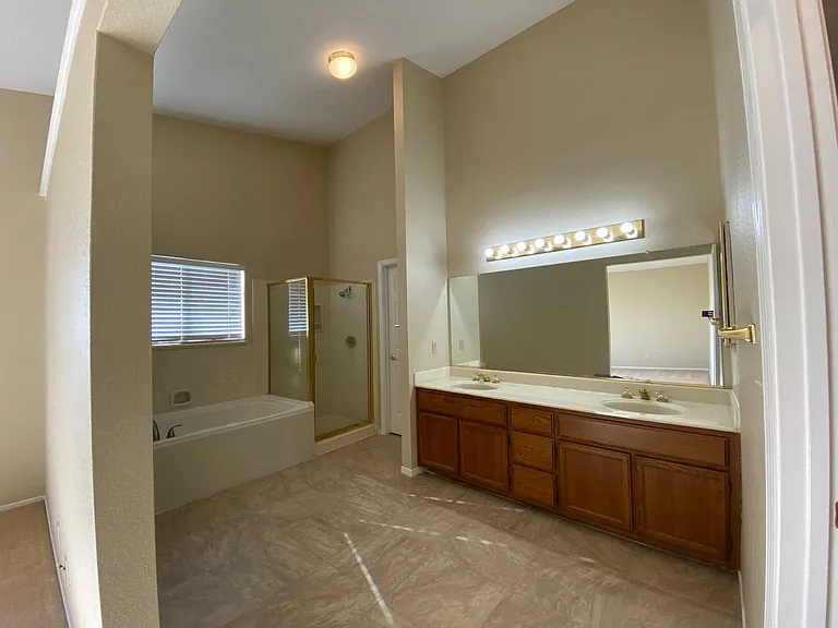 1445 Drolette Way — Photo 13