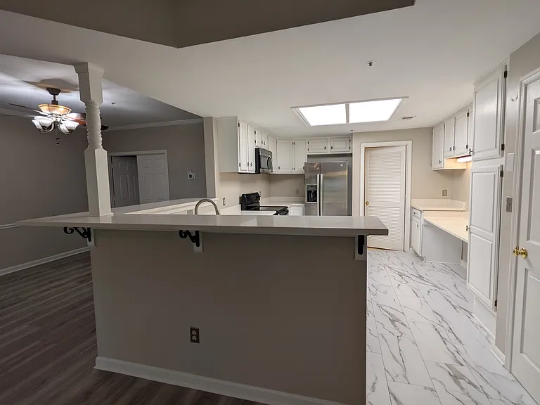 332 Overlook Dr — Photo 3