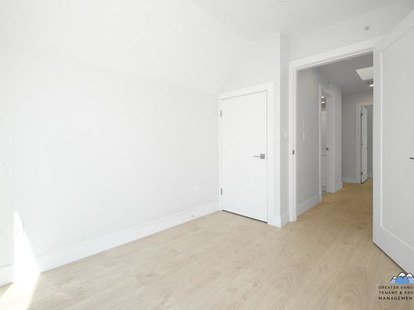 3 bedroom rental in Vancouver — photo 13