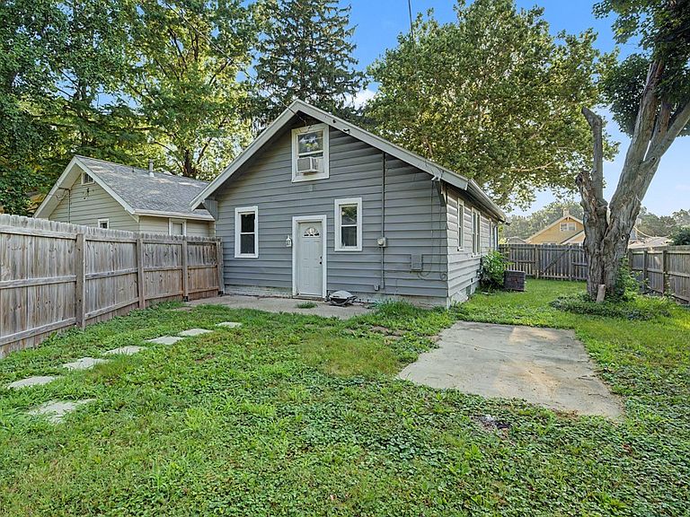 Listing photo 5
