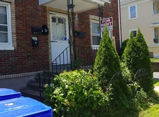 45 Spring St APT 4, Middletown, CT 06457