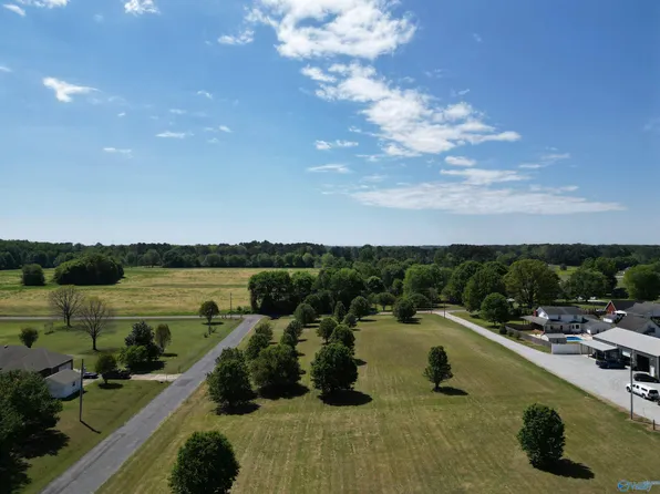 2A Barksdale Rd, Athens, AL 35613